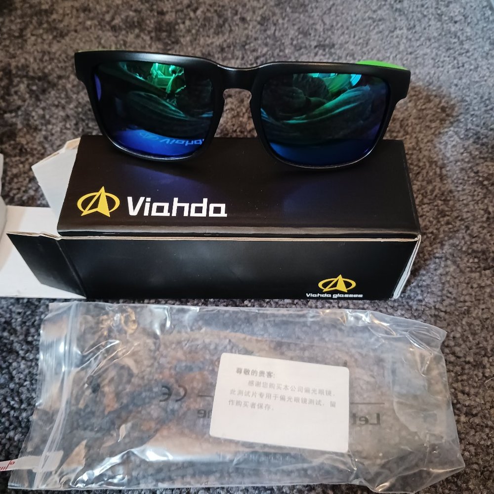 NEW! Men's Viahda Sunglasses
